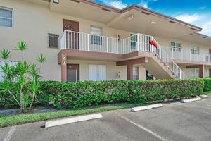7600 NW 5TH CT APT 202, MARGATE, FL