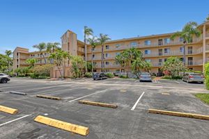 14307 BEDFORD DR APT 303, DELRAY BEACH, FL