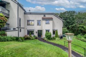 192 HERITAGE VLG A, SOUTHBURY, CT