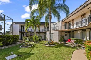 6 GREENWAY VLG 212, ROYAL PALM BEACH, FL
