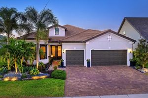 17807 EASTBROOK TER, LAKEWOOD RANCH, FL