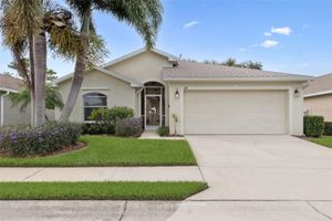 400 LAKE SUZANNE DR, LAKE WALES, FL