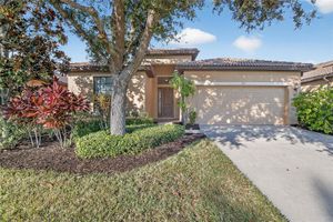 331 CEDAR FALLS DR, APOLLO BEACH, FL