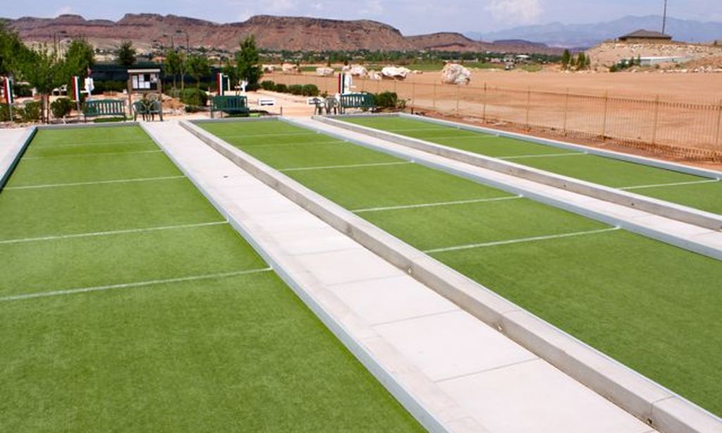 4 Bocce Ball Courts