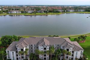 10470 WASHINGTONIA PALM WAY APT 1214, FORT MYERS, FL