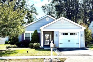 45 NEW CASTLE DR, SOUTHAMPTON, NJ