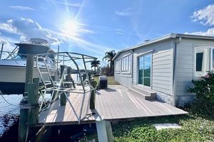 5545 SIR WALTER WAY, NORTH FORT MYERS, FL