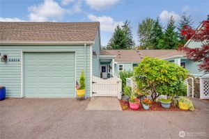 22014 SE 40TH LN # 2130, ISSAQUAH, WA