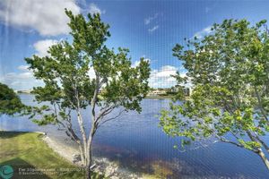 7220 S DEVON DR 302, TAMARAC, FL