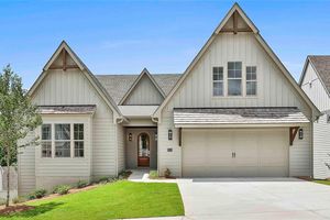 310 ARBOR GARDEN CIR, NEWNAN, GA