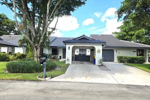 10039 HICKORYWOOD PL, BOYNTON BEACH, FL