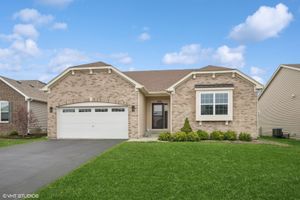 451 MAHOGANY DR, ALGONQUIN, IL
