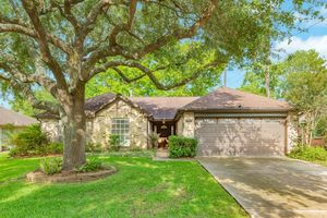 618 E LARKSPUR CIR, PEARLAND, TX