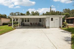 1877 W SCHWARTZ BLVD, LADY LAKE, FL