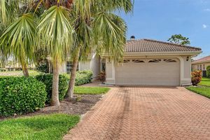 5829 FAIRWOODS CIR, SARASOTA, FL
