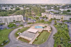 145 GRANTHAM C # 145, DEERFIELD BEACH, FL