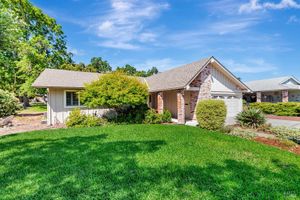 101 VALLEY LAKES DR, SANTA ROSA, CA