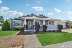302 OAK ST, ORTING, WA