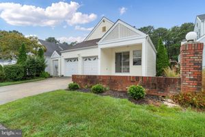 96 DEERFIELD DR, MANAHAWKIN, NJ