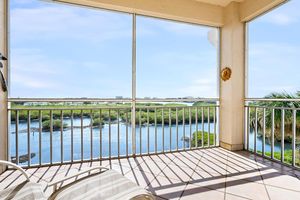 5440 EAGLES POINT CIR 405, SARASOTA, FL