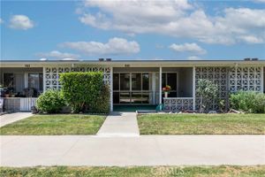 17J M1 ANNANDALE, SEAL BEACH, CA