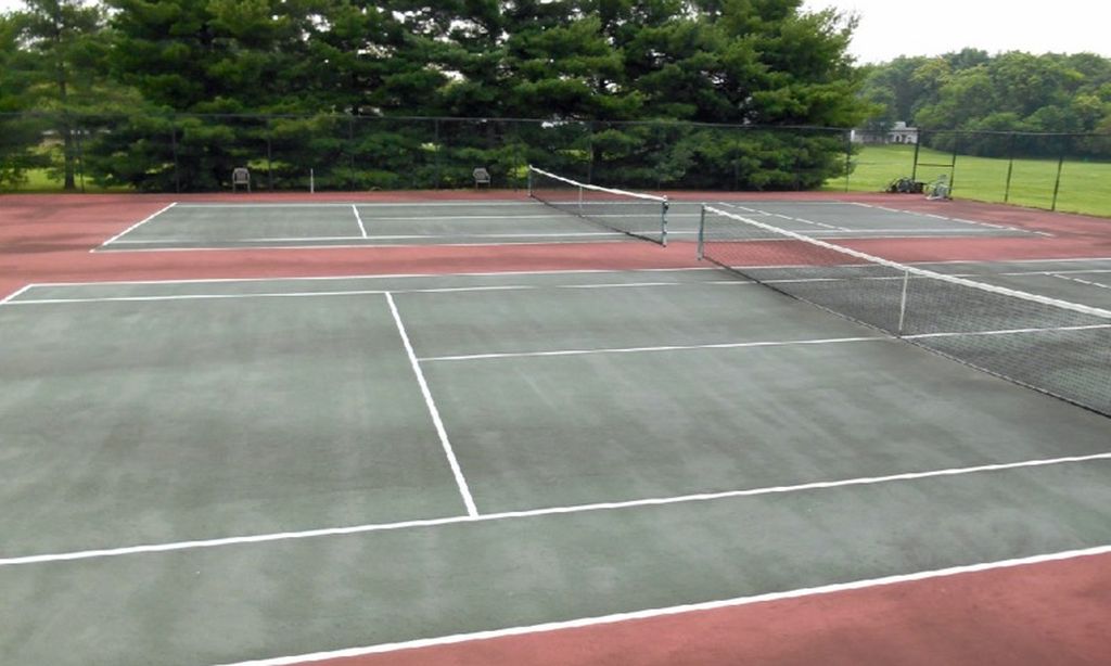 4 Tennis Courts