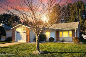 91 LAUREN LN, BRICK, NJ