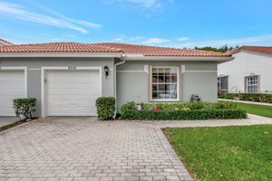 8398 LOGIA CIR, BOYNTON BEACH, FL