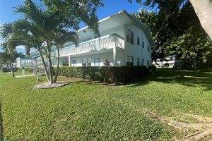105 OAKRIDGE I # 105, DEERFIELD BEACH, FL