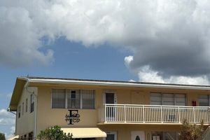 127 BERKSHIRE F, WEST PALM BEACH, FL