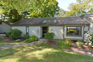 902 HERITAGE VLG A, SOUTHBURY, CT