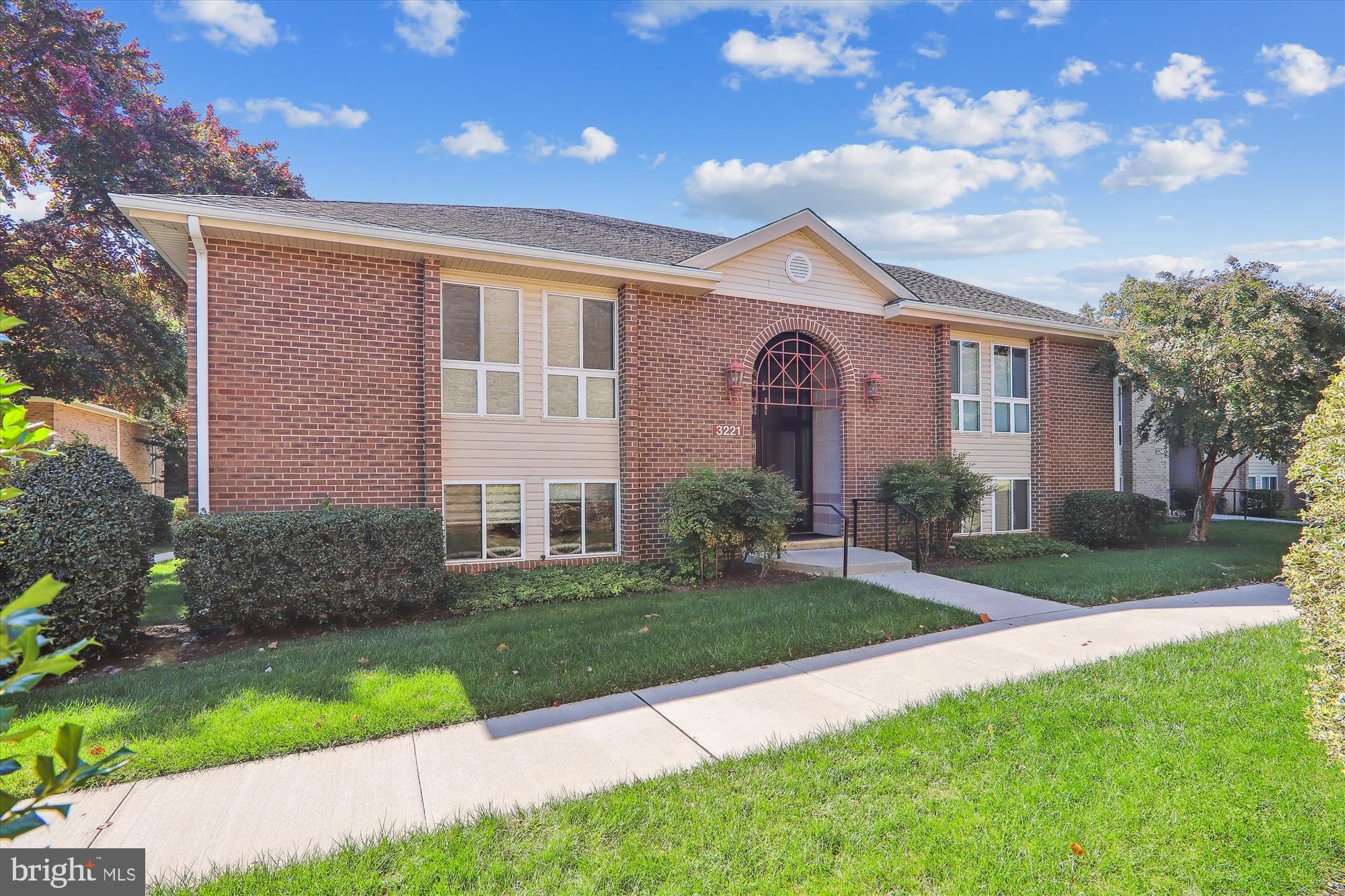image of property at 3221 S LEISURE WORLD BOULEVARD 102-1A