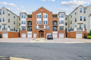 8615 WANDERING FOX TRL 404, ODENTON, MD