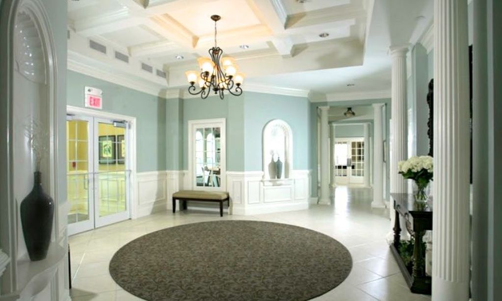 Clubhouse Lobby