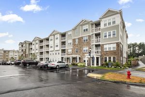 250 MARTINS LNDG APT 213, NORTH READING, MA