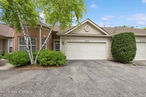 2144 CARILLON DR, GRAYSLAKE, IL