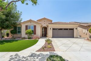 1357 CAMINO SUENO, HEMET, CA