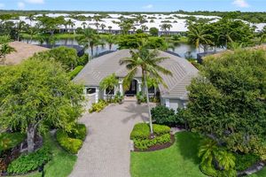 7637 MULBERRY LN, NAPLES, FL