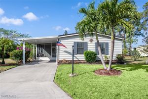 623 CHARLEMAGNE BLVD, NAPLES, FL