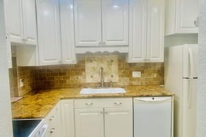 150 LAKE MERYL DR APT 247, WEST PALM BEACH, FL
