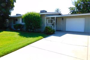6201 BURKE WAY, BAKERSFIELD, CA