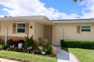 2511 BARKLEY DR W B, WEST PALM BEACH, FL