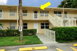 90 HASTINGS F, WEST PALM BEACH, FL