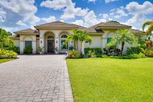 2986 BENT PINE DR, FORT PIERCE, FL