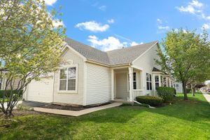 21143 SILVER MOON LAKE WAY, CREST HILL, IL