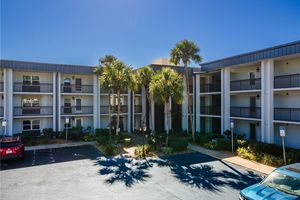 1740 PINE VALLEY DR APT 211, FORT MYERS, FL