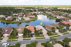 324 NW BREEZY POINT LOOP, PORT SAINT LUCIE, FL