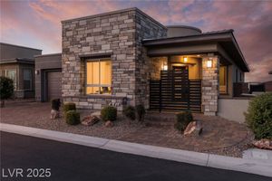 6822 REGENCY VALLEY ST, LAS VEGAS, NV