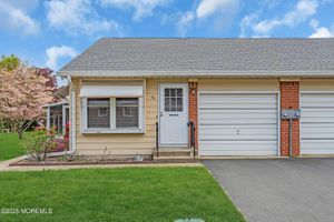 8A LAFAYETTE DR, WHITING, NJ