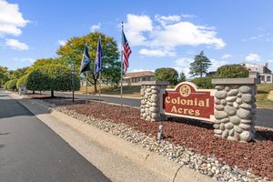 61119 HERITAGE BLVD # 3, SOUTH LYON, MI